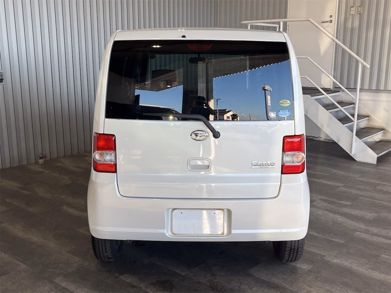 DAIHATSU MOVE CONTE