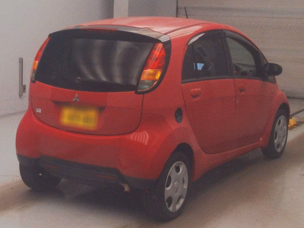 MITSUBISHI I