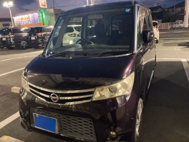 NISSAN ROOX