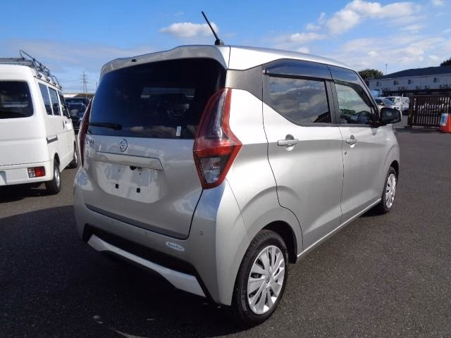 NISSAN DAYZ