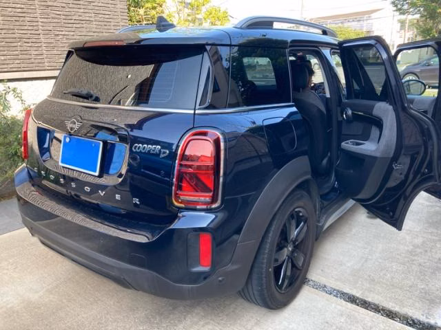 MINI CROSSOVER