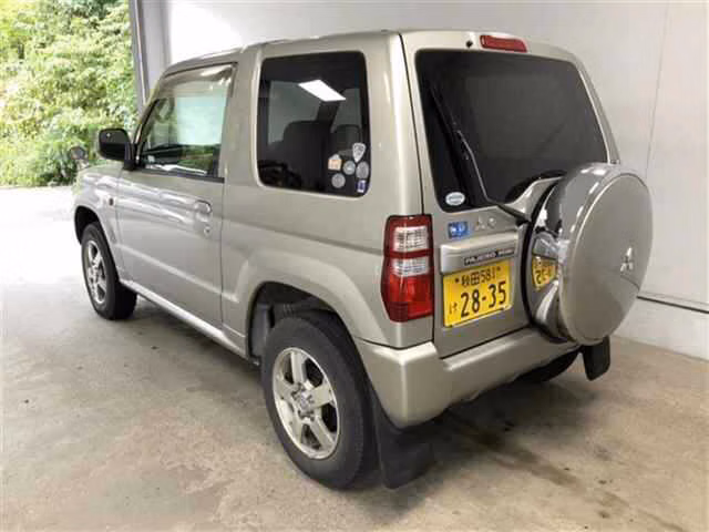 MITSUBISHI PAJERO MINI