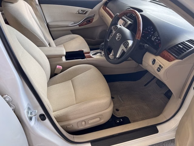 TOYOTA PREMIO