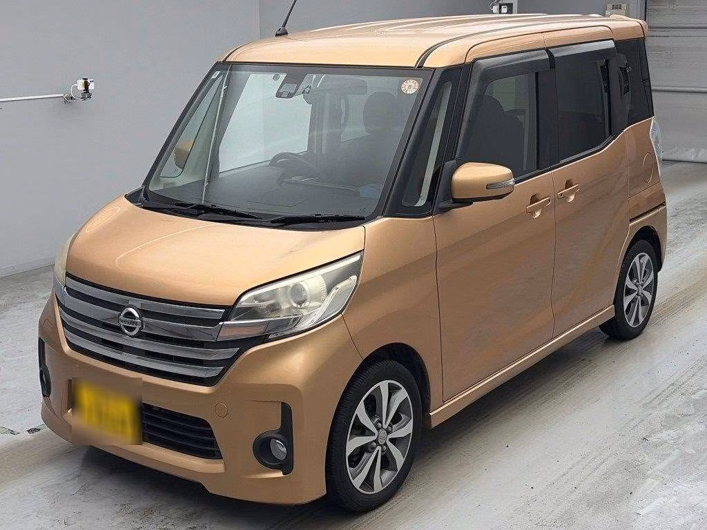 NISSAN DAYZ ROOX