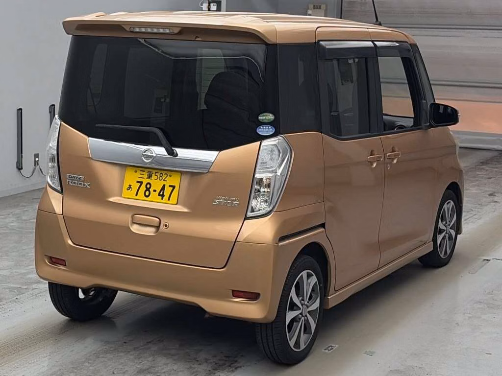 NISSAN DAYZ ROOX