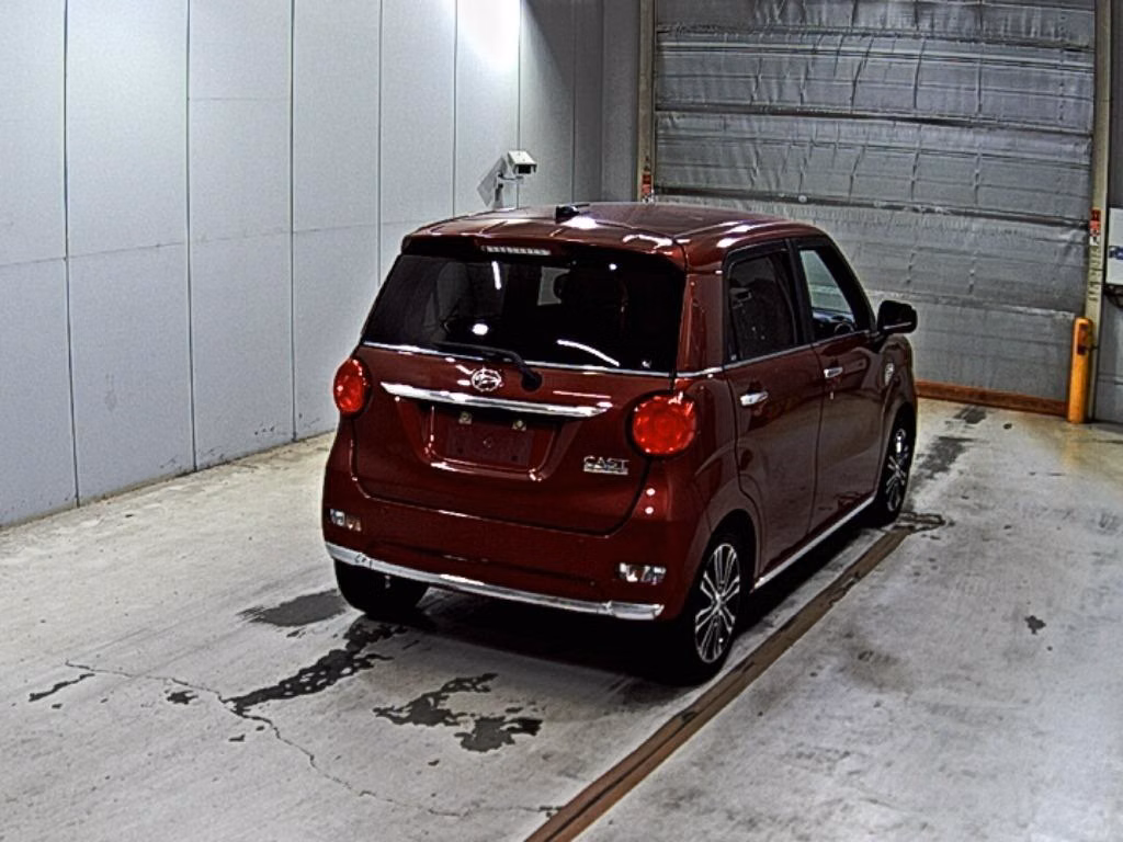 DAIHATSU CAST