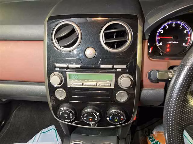 MAZDA VERISA