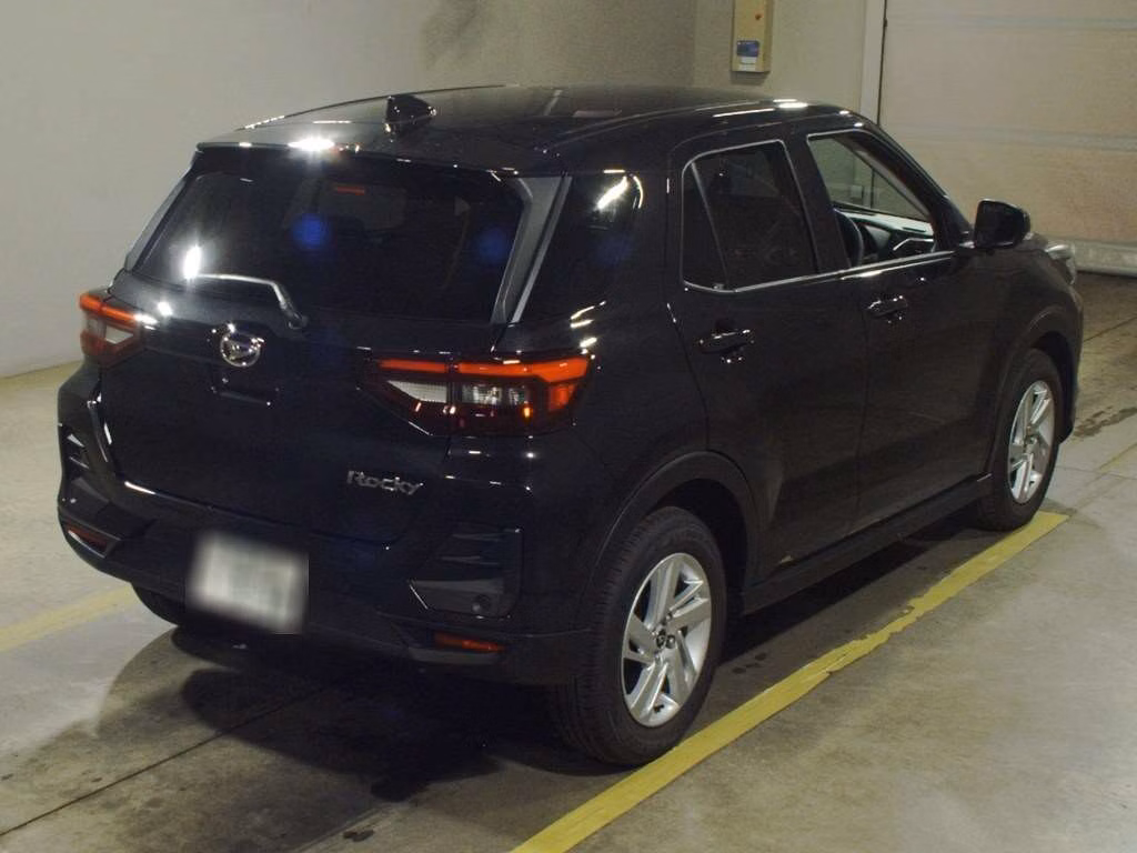 DAIHATSU ROCKY