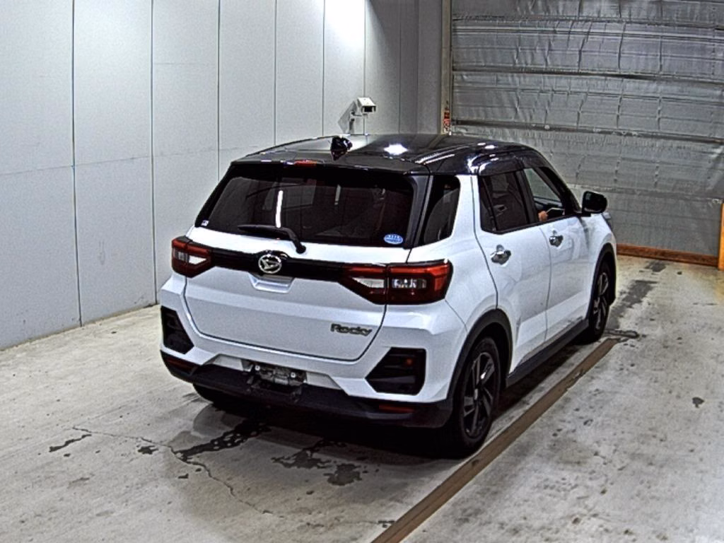 DAIHATSU ROCKY