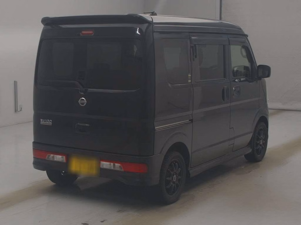 NISSAN NV100 CLIPPER
