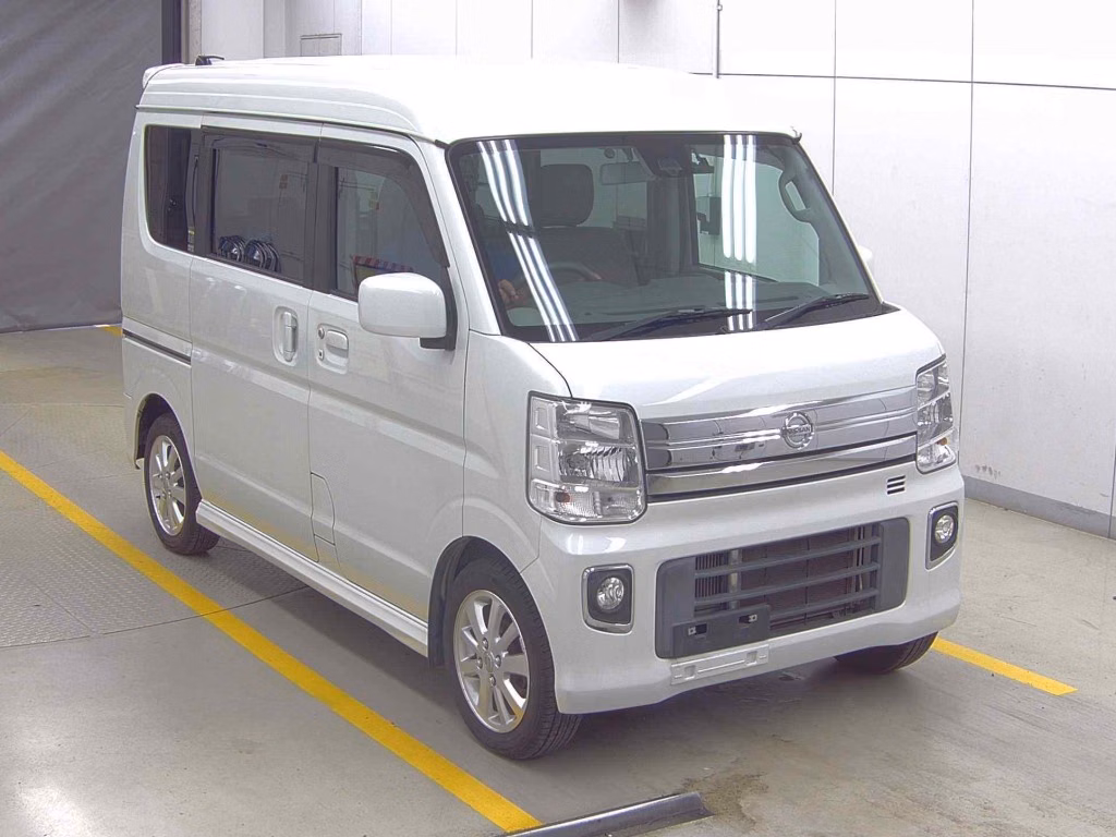 NISSAN NV100 CLIPPER