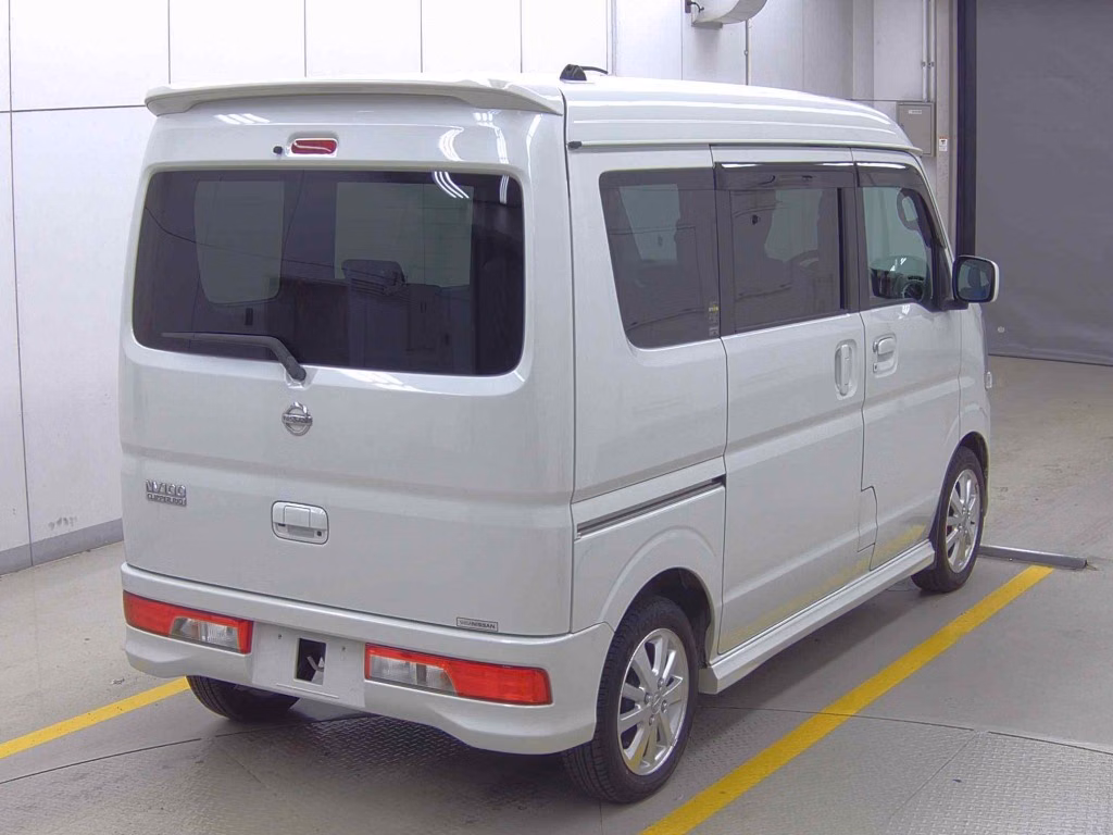 NISSAN NV100 CLIPPER