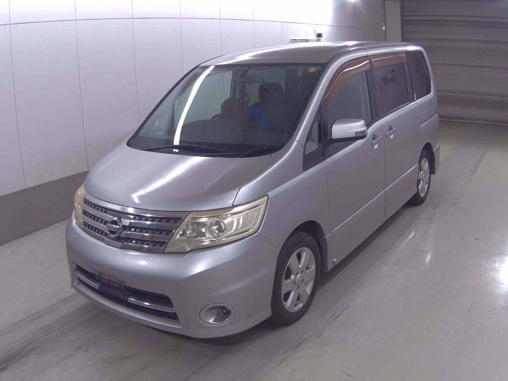 NISSAN SERENA