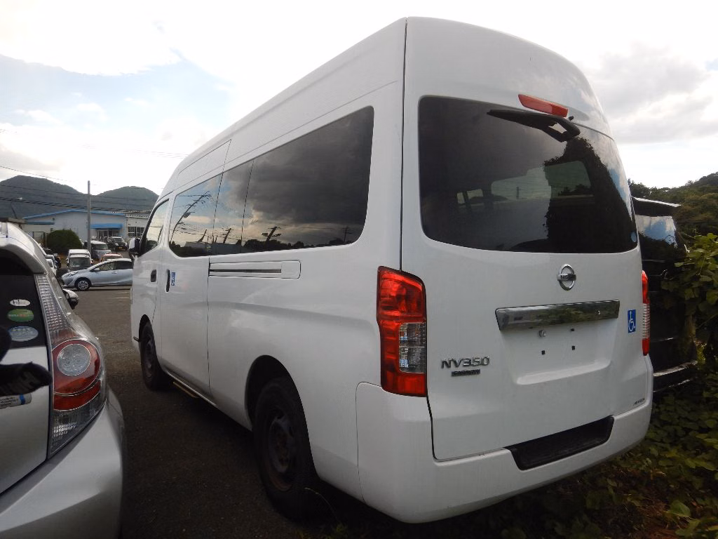 NISSAN NV350 CARAVAN