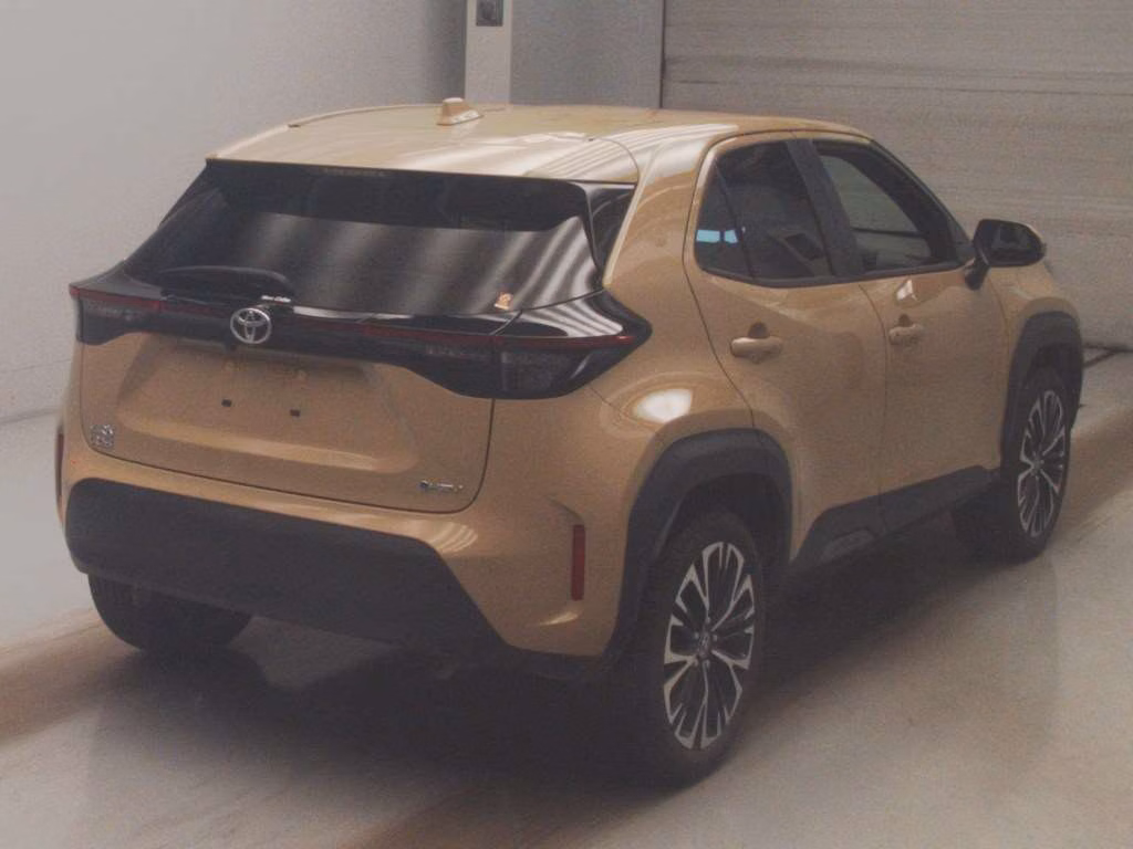 TOYOTA YARIS CROSS