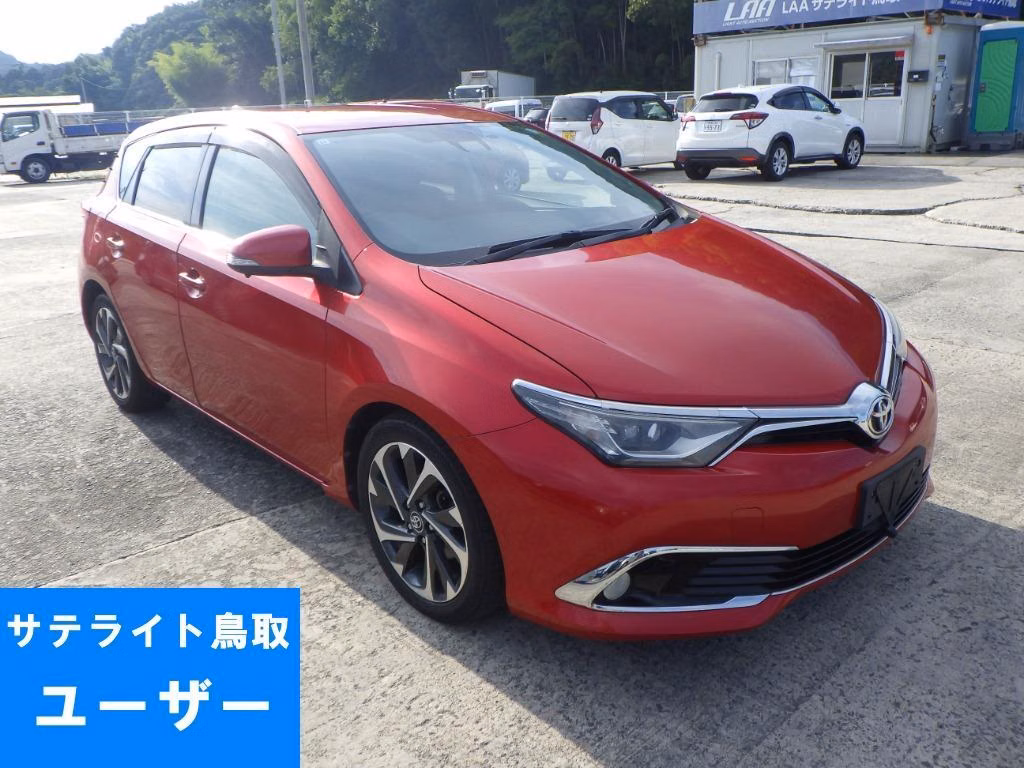 TOYOTA AURIS