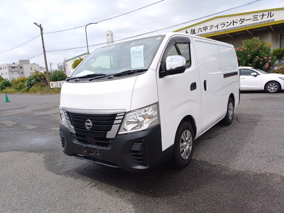 NISSAN CARAVAN