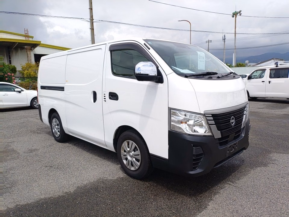 NISSAN CARAVAN