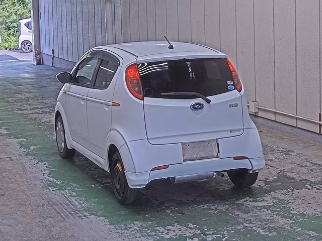 SUBARU R2