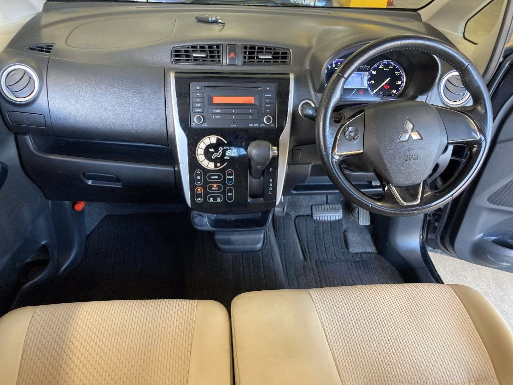 MITSUBISHI EK CUSTOM