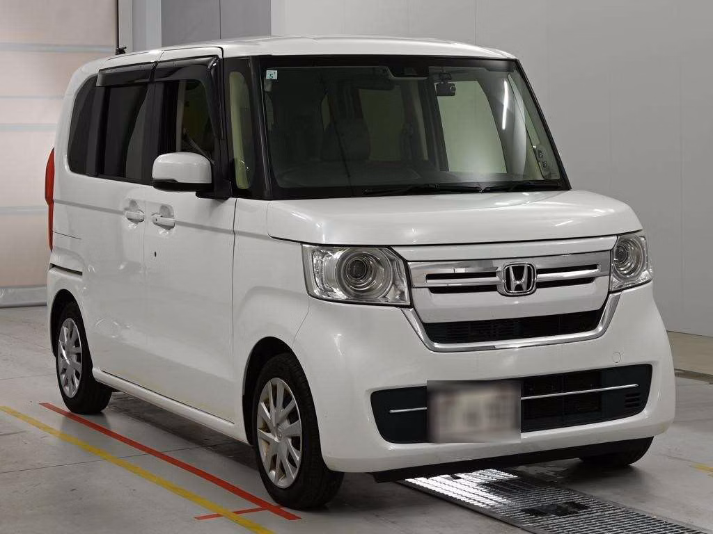 HONDA N-BOX