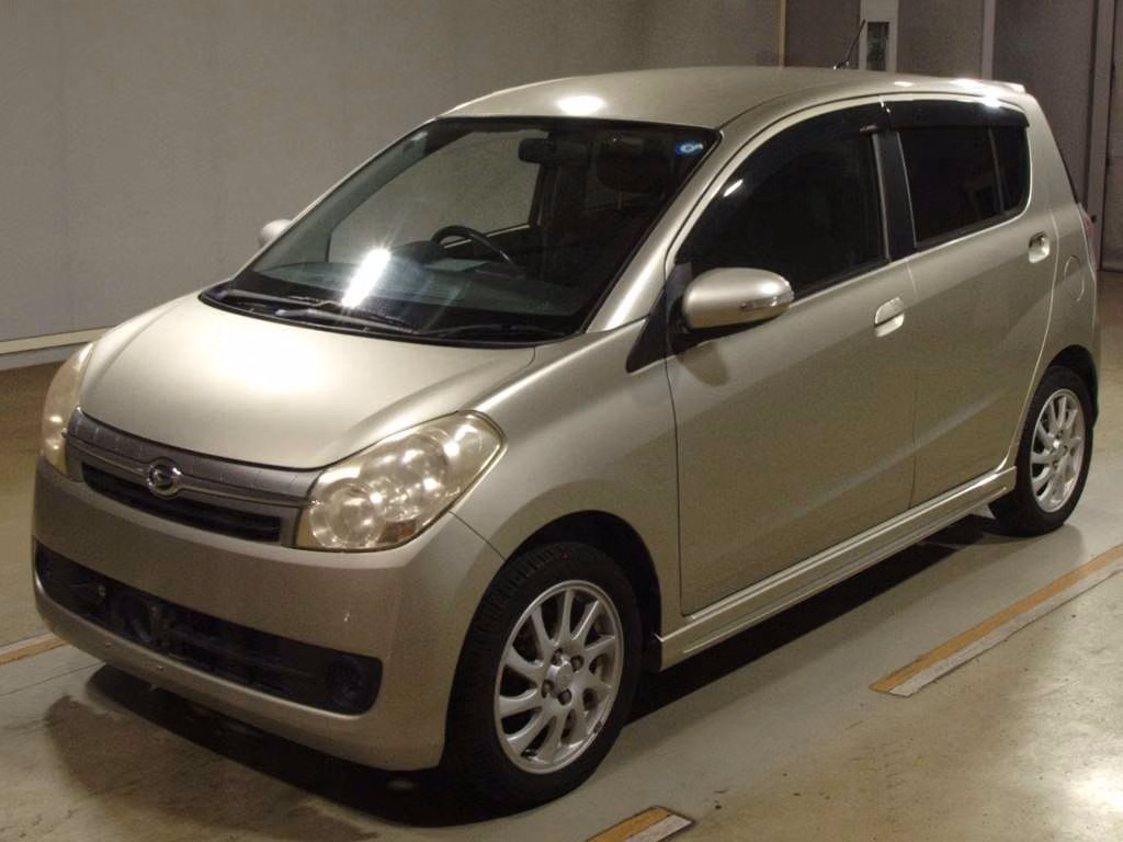 DAIHATSU MIRA