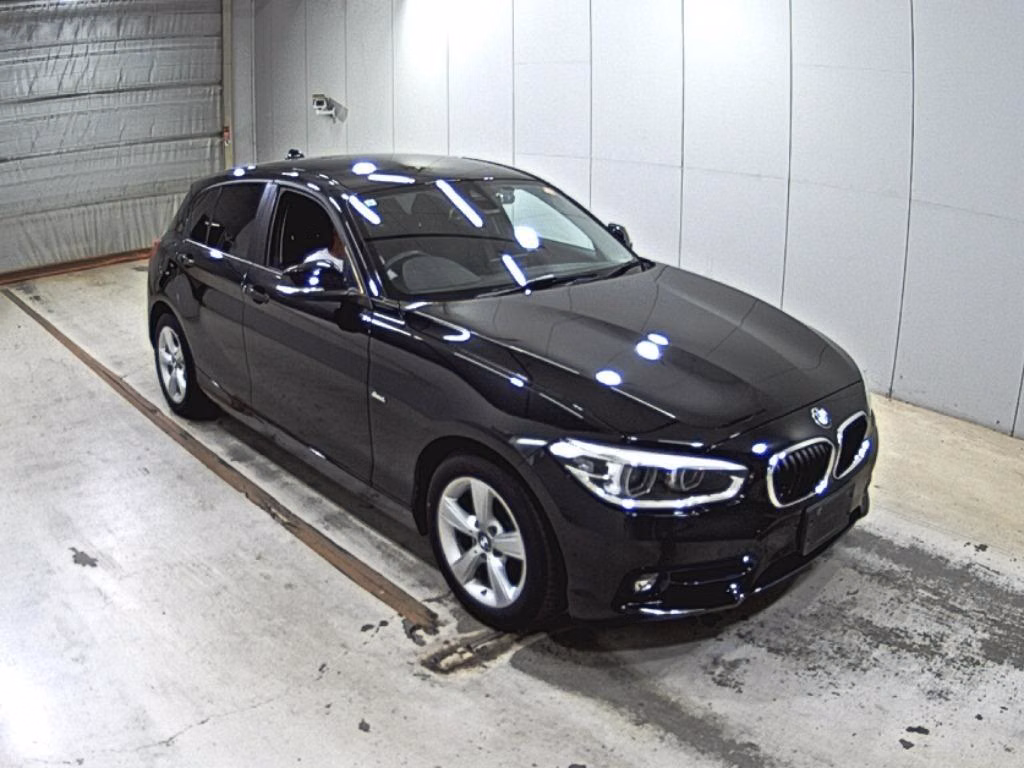 BMW 1-SERIES