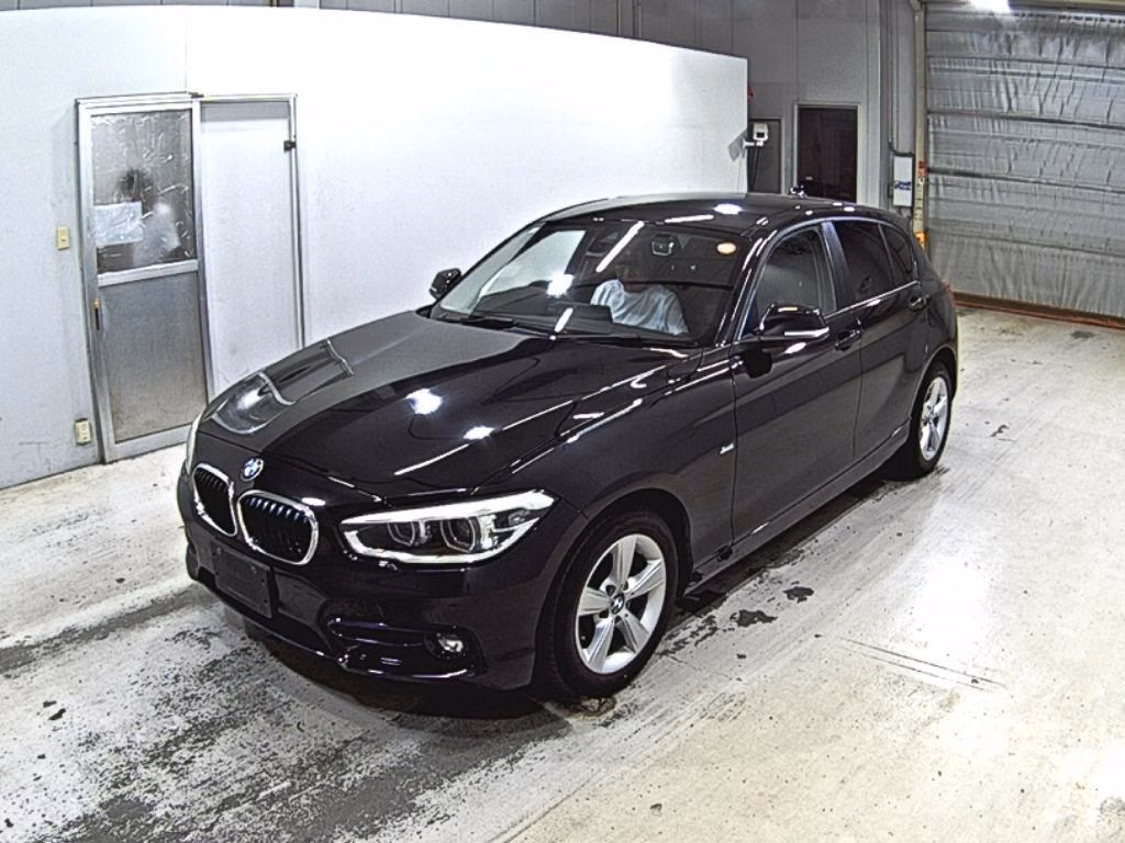BMW 1-SERIES