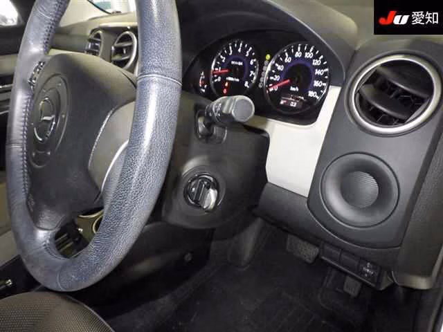 MAZDA VERISA