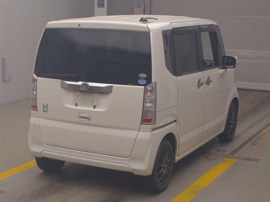 HONDA N-BOX