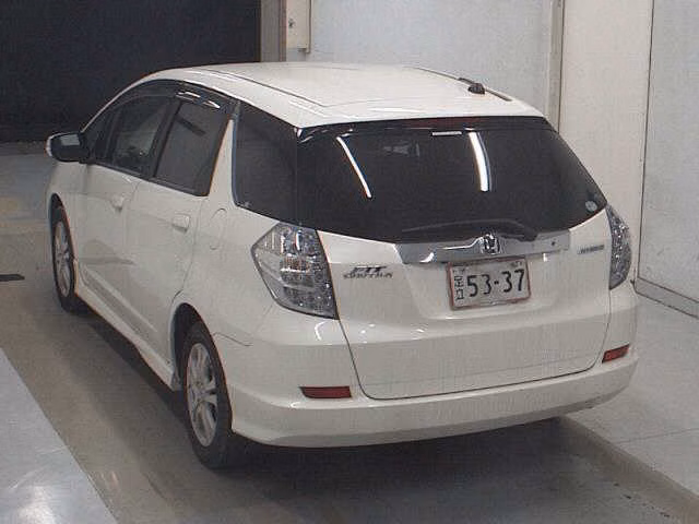 HONDA FIT SHUTTLE