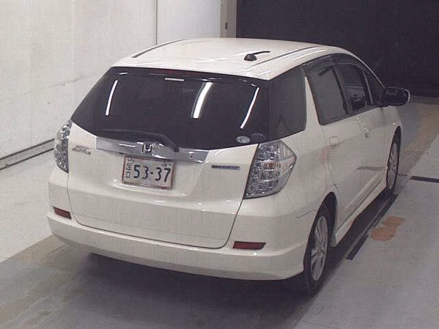 HONDA FIT SHUTTLE