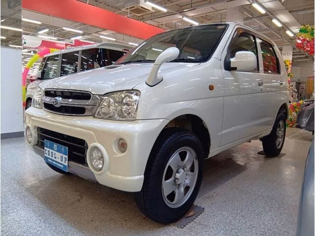 DAIHATSU TERIOS KID