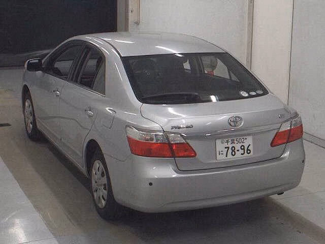 TOYOTA PREMIO