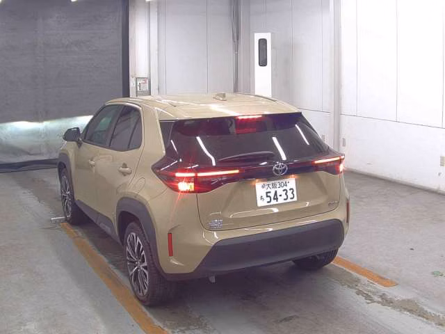 TOYOTA YARIS CROSS