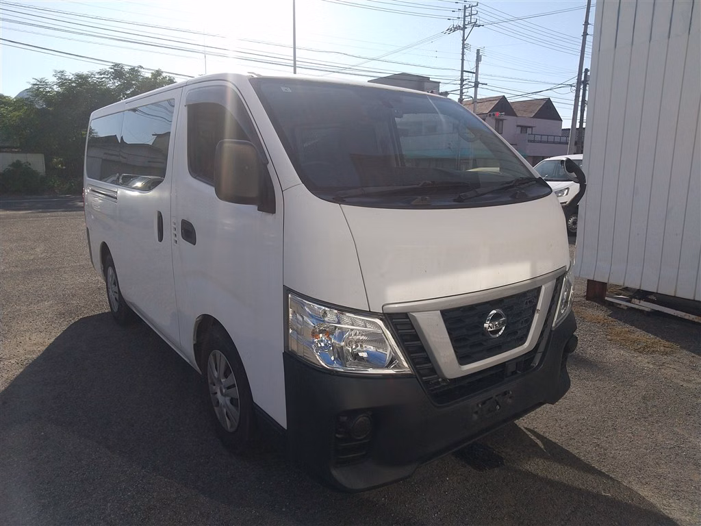 NISSAN NV350 CARAVAN