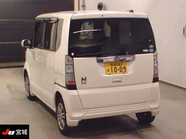 HONDA N-BOX