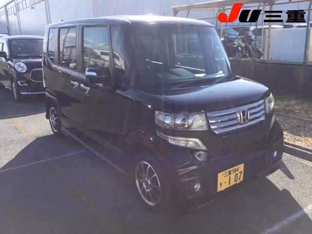 HONDA N-BOX