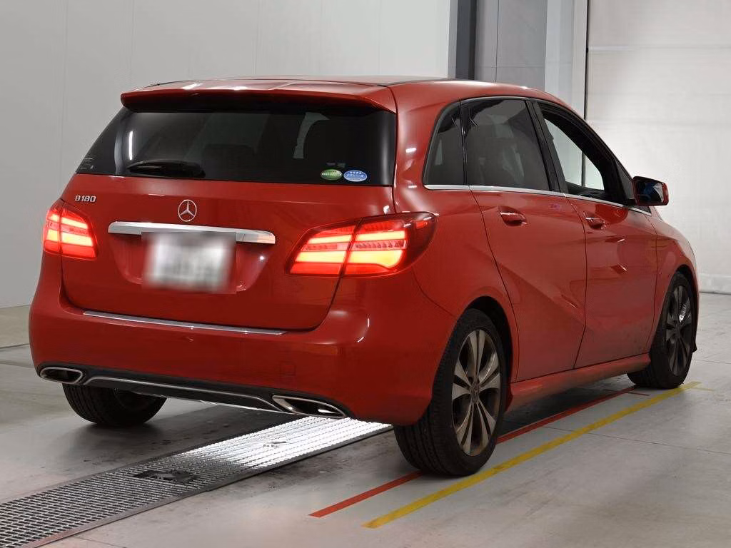 MERCEDES-BENZ B-CLASS