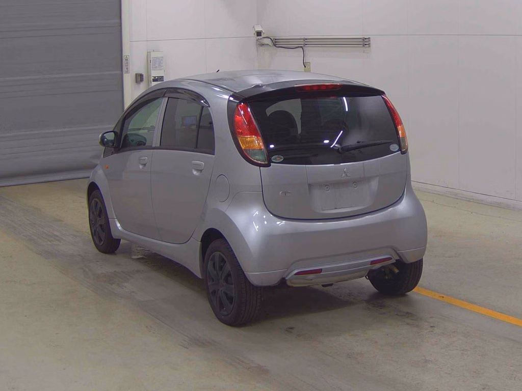 MITSUBISHI I