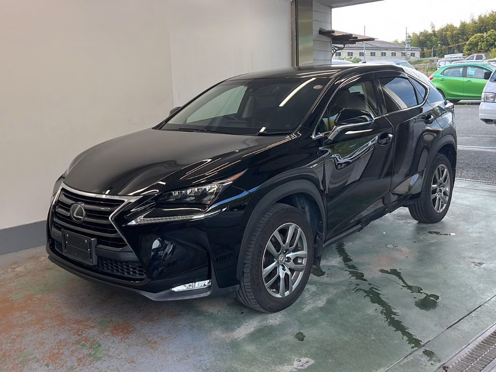 Lexus NX200t