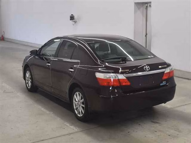 TOYOTA PREMIO