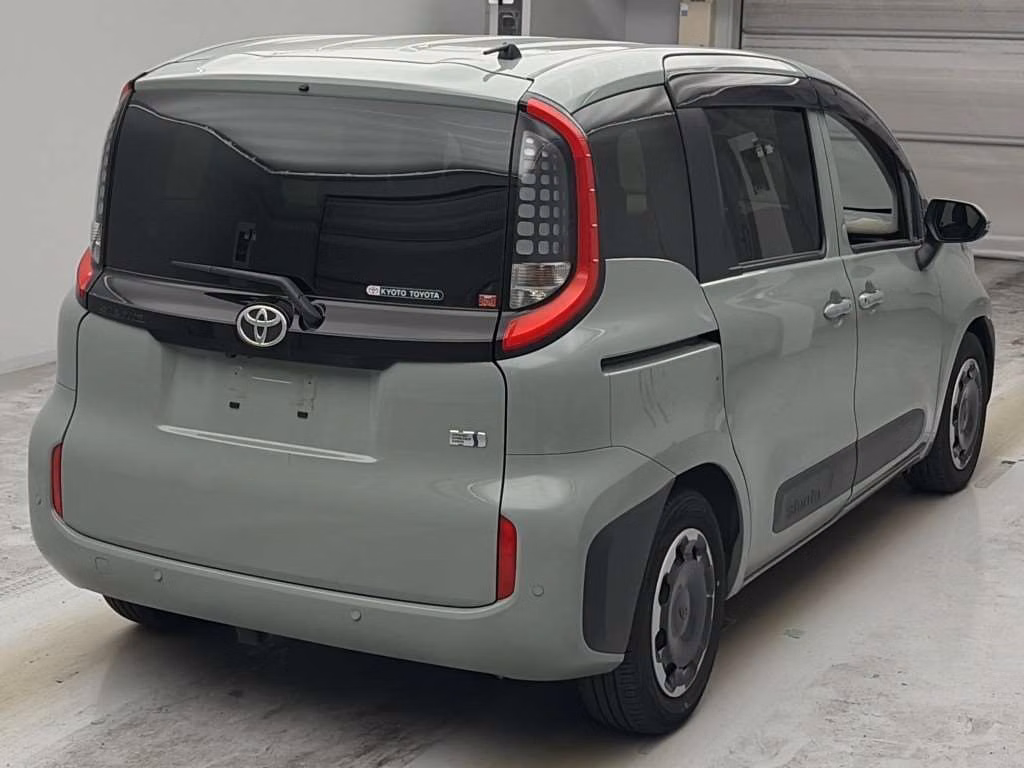 TOYOTA SIENTA