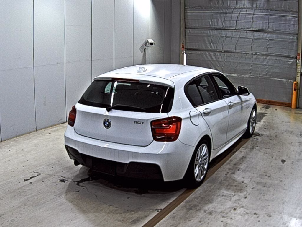BMW 1-SERIES