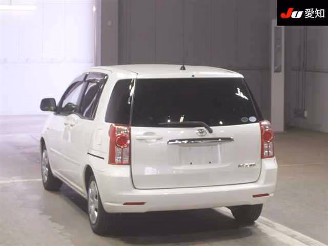 TOYOTA RAUM