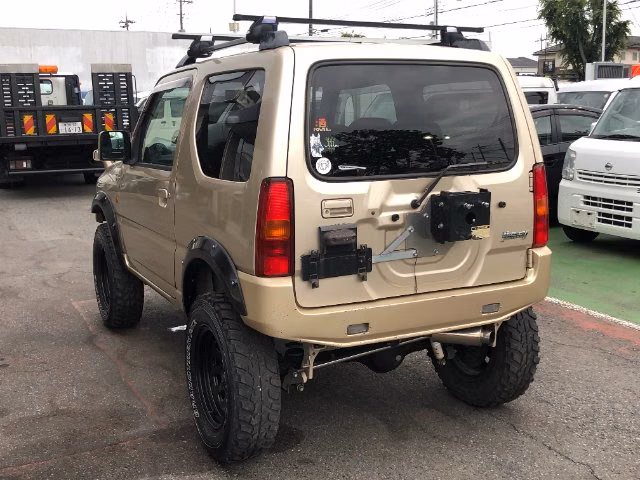 SUZUKI JIMNY