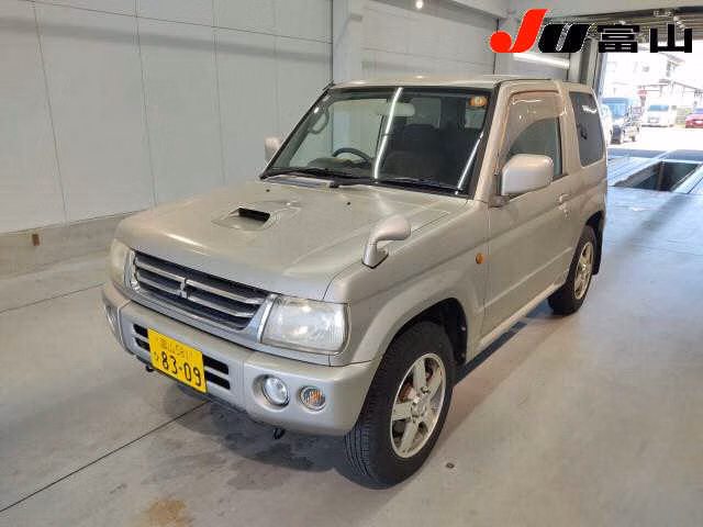 MITSUBISHI PAJERO MINI