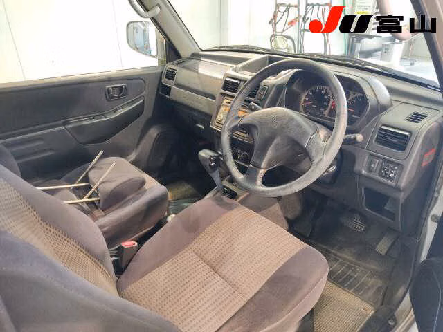 MITSUBISHI PAJERO MINI