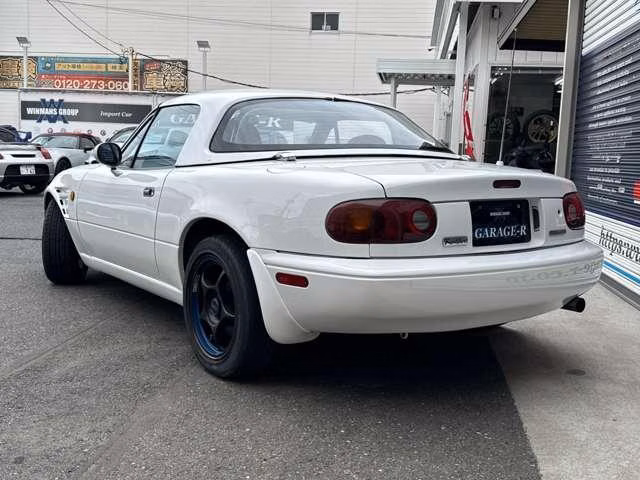 MAZDA ROADSTER