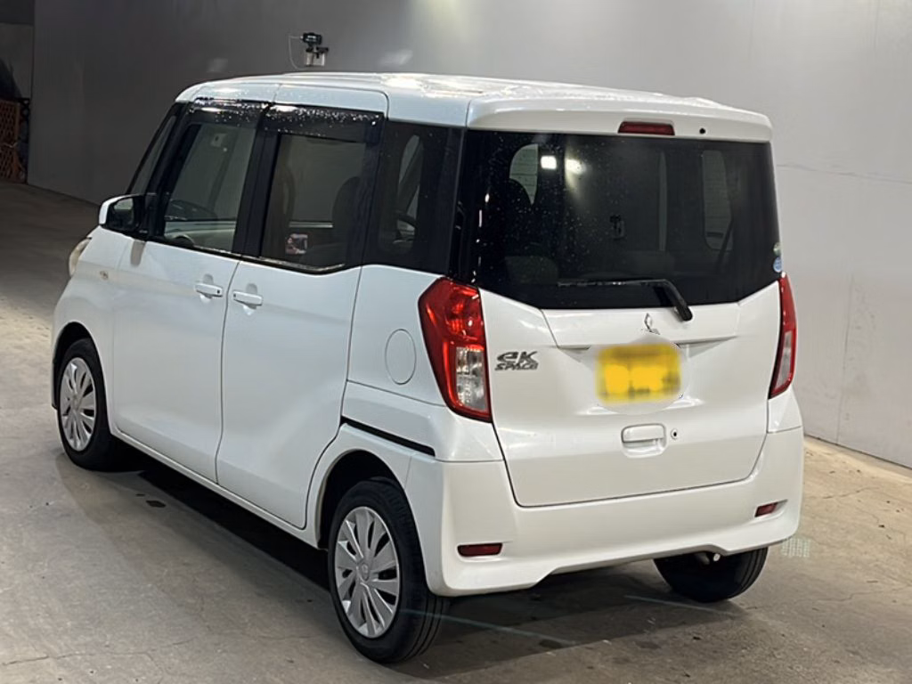 MITSUBISHI EK SPACE